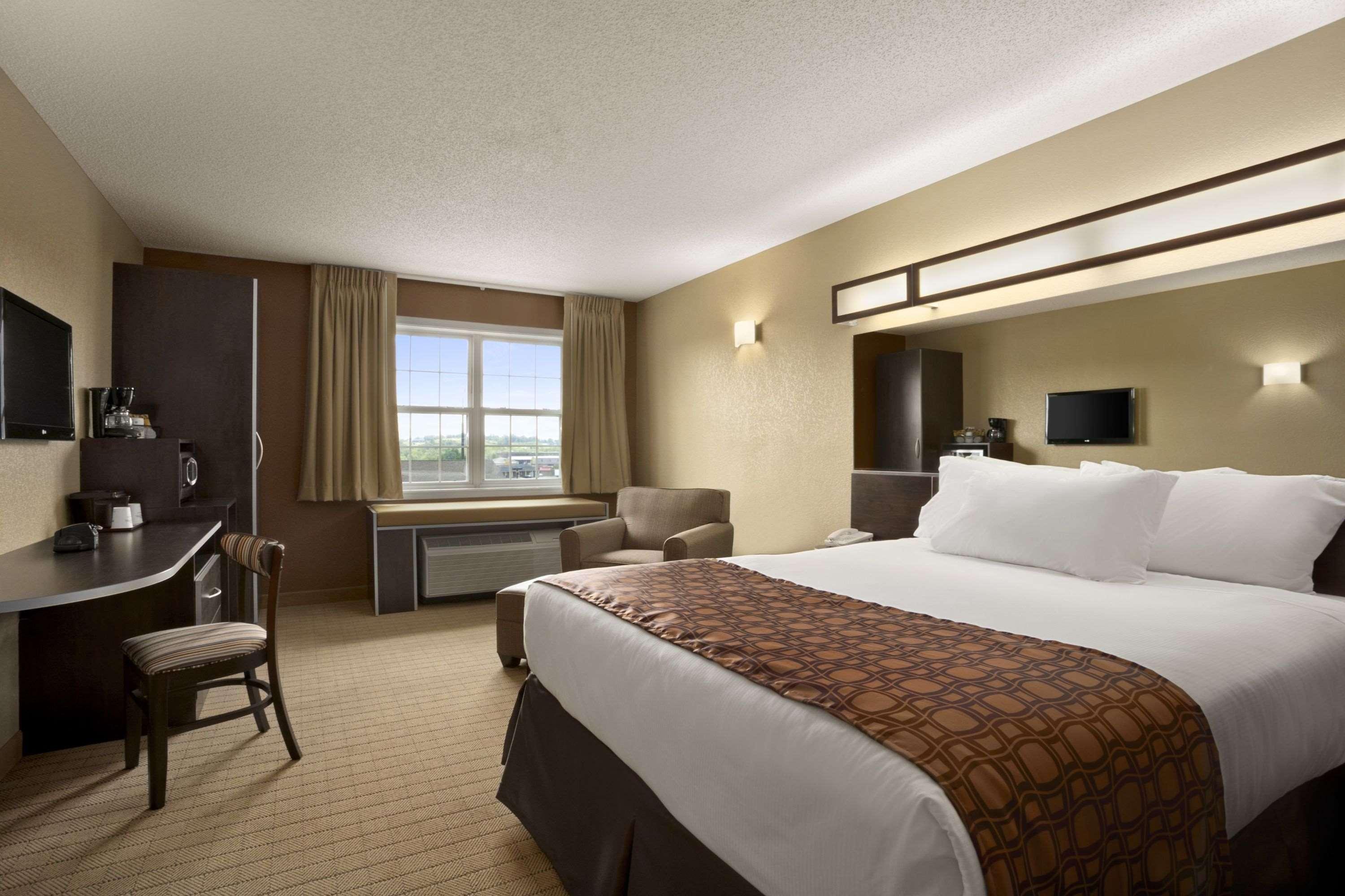 Microtel Inn & Suites By Wyndham Mineral Wells/Parkersburg Kültér fotó