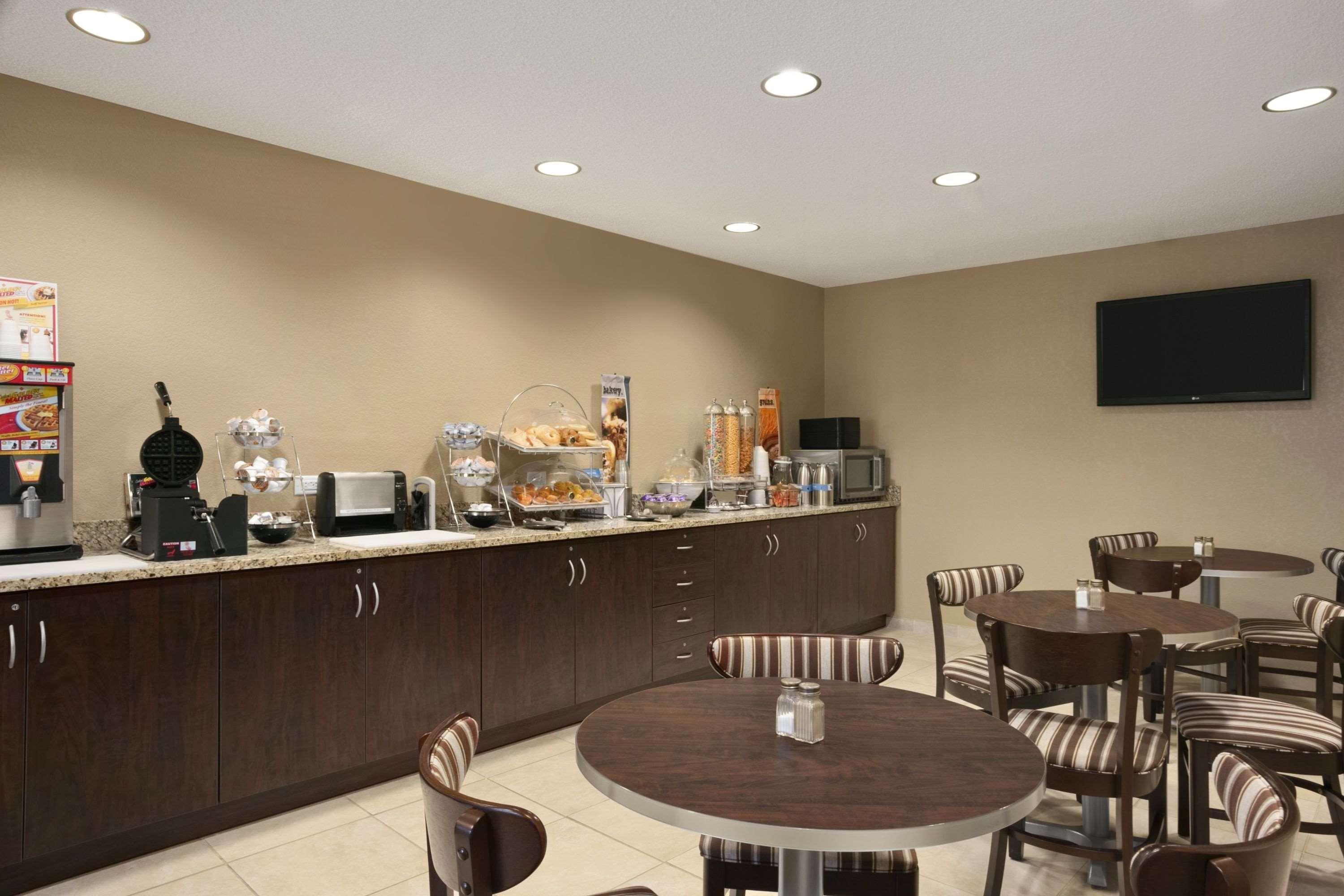 Microtel Inn & Suites By Wyndham Mineral Wells/Parkersburg Kültér fotó
